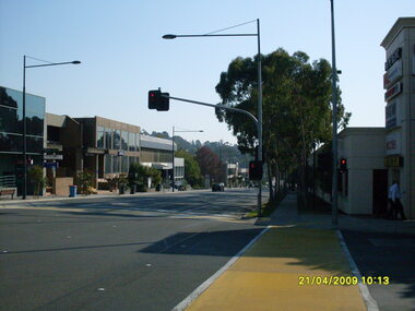 Photograph, Ringwood Street looking north-west, Ringwood on 21 April 2009.  Police Station on left