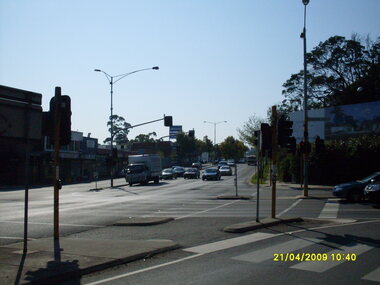 Photograph, Looking east along Maroondah Highway, on 21 April 2009, at the corner of Warrandyte Road showing Officeworks