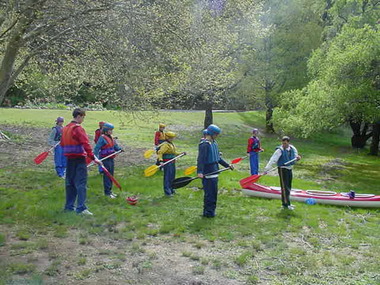 Photograph - Parkwood Secondary College, Ringwood North, Victoria, 8 Digitised Images from Bogong School Camp - 2001 - Kayaking