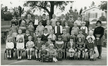 Photograph, Heathmont East State School - Class Photo Grade 1A, 1968