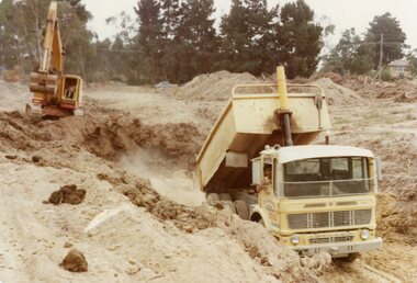 Photograph, Filling the watercourse being excavated for Kubis Drive, North Ringwood in Jan 1978