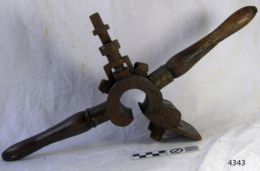 Tool - Dowel Maker (Moot), Mid to late 19th Century indication of this date range is due to the engraved handles and brass ferrules often used on hand tools of this era