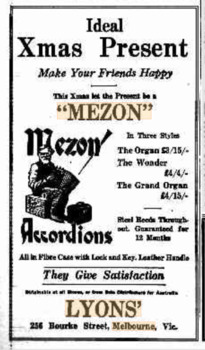 Advertisement dated 1925 promotes the brand of accordion and its retailer