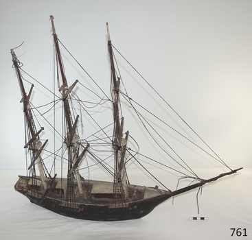 A clear view of the deck's structures