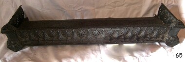 Long decorative fender, made of iron 