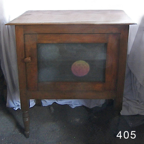 Functional object - Food Safe, 1890 to 1925