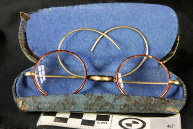 Functional object - Spectacles and case