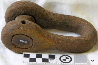Shackle