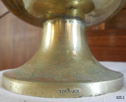 Inscribed with maker's name in capital letters "T.GAUNT & CO."