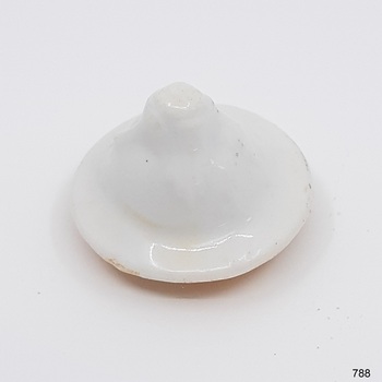 White ceramic lid with high top and broad brim