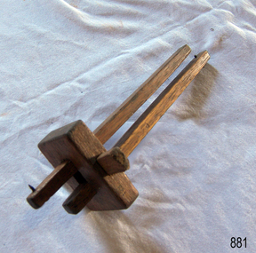 Tool - Marking Gauge, Believed to be homemade between 1900 to 1940s given no makers marks and the naivety of its construction