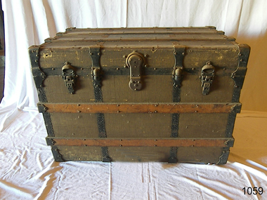 Functional object - Steamer Trunk, 1880-1925