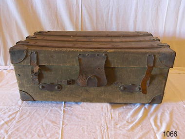 Functional object - Steamer luggage Trunk, First quarter of the 20th century