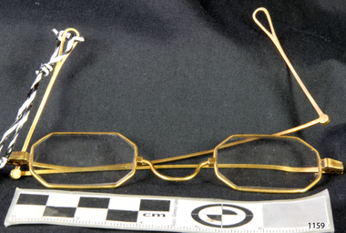 Functional object - Spectacles