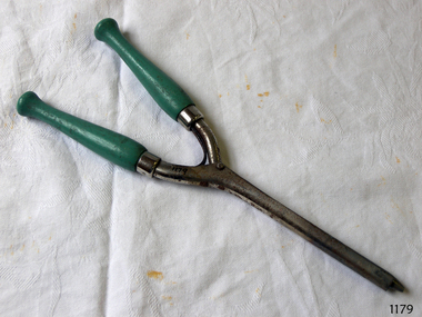 Tongs