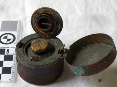 Ink Pot