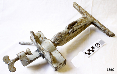 Tool - Bench Saw Vice, Henry Disston & Sons, 1910 -1925
