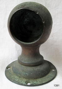 Functional object - Rail holder, About 1893, when the ship was made