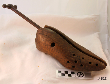 Shoe Stretcher
