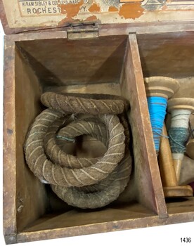 Left compartment contains several rope quoits.