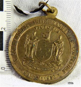 Reverse shows Coat of Arms of Victoria and inscriptions