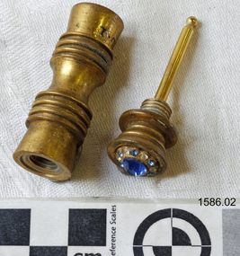 Container - Brass for perfume bottle