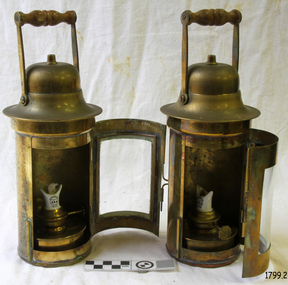 Binnacle Lamp