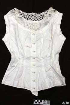 White cotton camisole with button and crochet lace trim