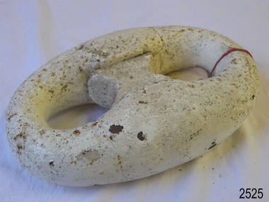 Shackle