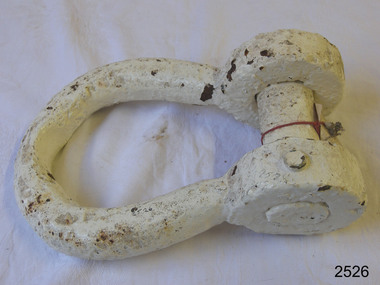 Shackle