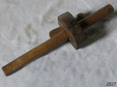 Gauge