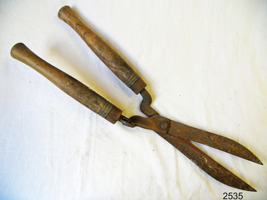 Shears