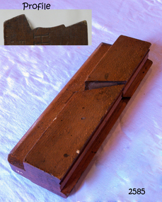 Wooden plane without blade. ha bevel base.