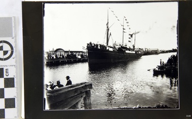 Photograph