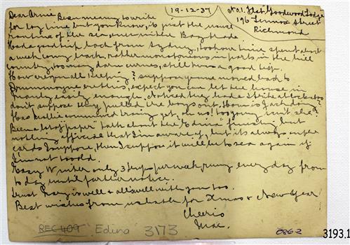 Handwritten message on the reverse of the photograph