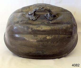 Domestic object - Pewter Dome Cloche, James Dixon & Sons, 1900-1940 as indicated by the design No 399 stamped in the cover