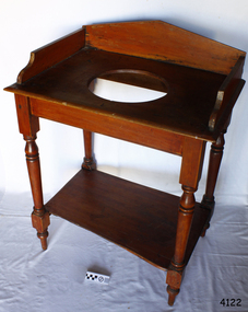 Wash stand