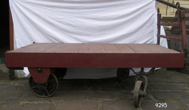 Functional object - Luggage Trolley, Harry Crowther Slingsby, 1930 - 1950