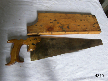 Saw
