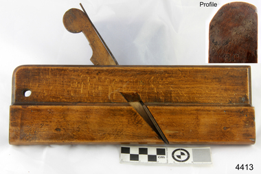 Wooden plane, narrow with protruding handle