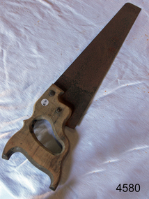 Saw