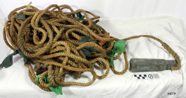 Lead line with markers on the rope