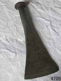 Caulking iron