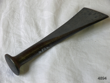 Caulking Tool