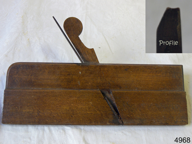 Tool - Wood moulding Plane, Richard Routledge, 1869- Early 20th century