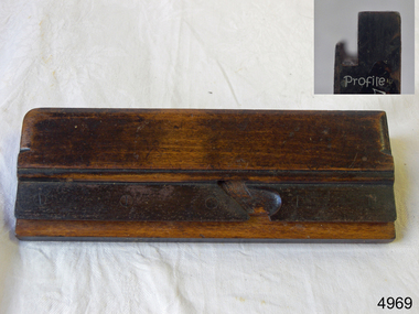Tool - Wood moulding Plane, Mid to late 19th century