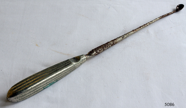Surgical Instrument