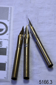 Nibs