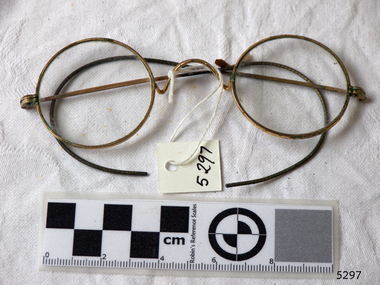 Functional object - Spectacles