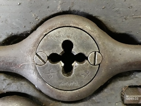 Inscriptions include size of tool and maker's name